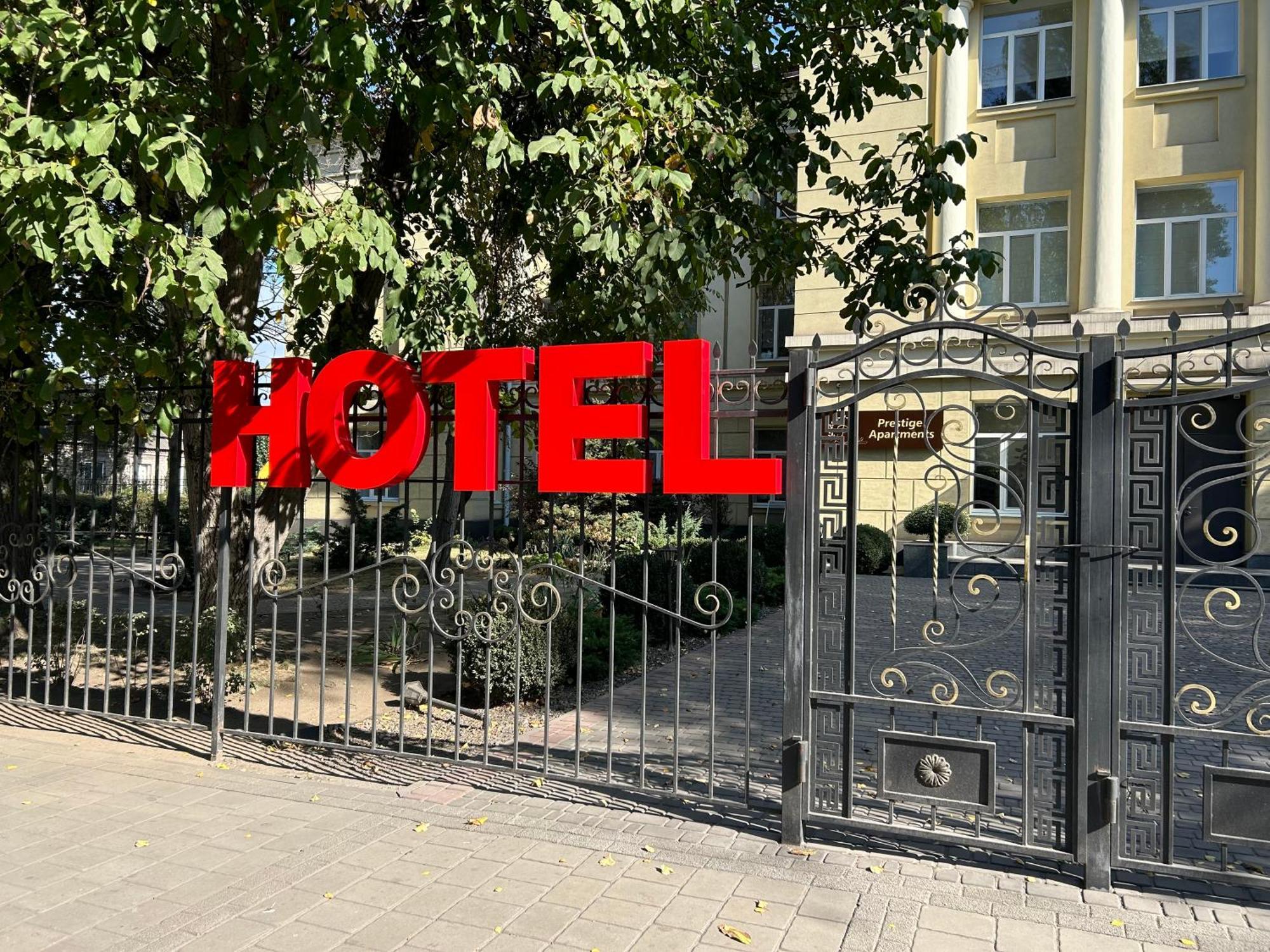 Prestige Apartments Kamjanszke Kültér fotó